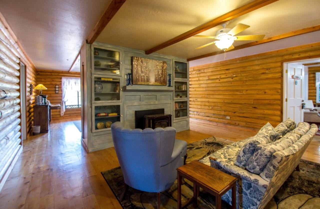 Quarter Horse Inn & Lodge Уилямс Екстериор снимка