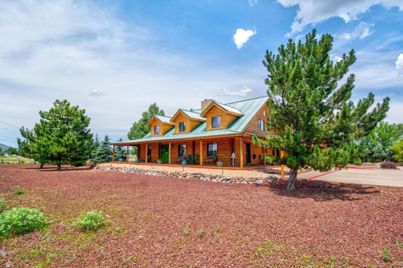 Quarter Horse Inn & Lodge Уилямс Екстериор снимка