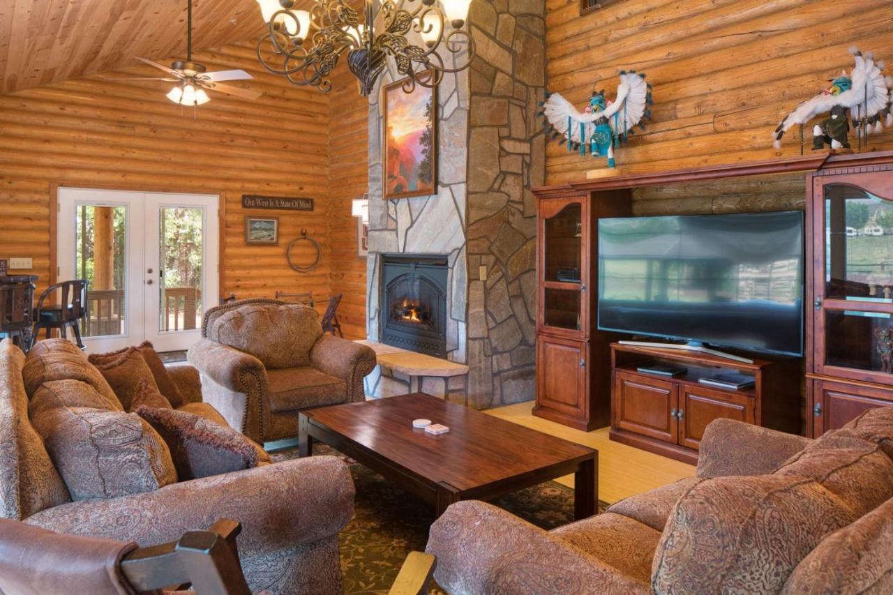 Quarter Horse Inn & Lodge Уилямс Екстериор снимка