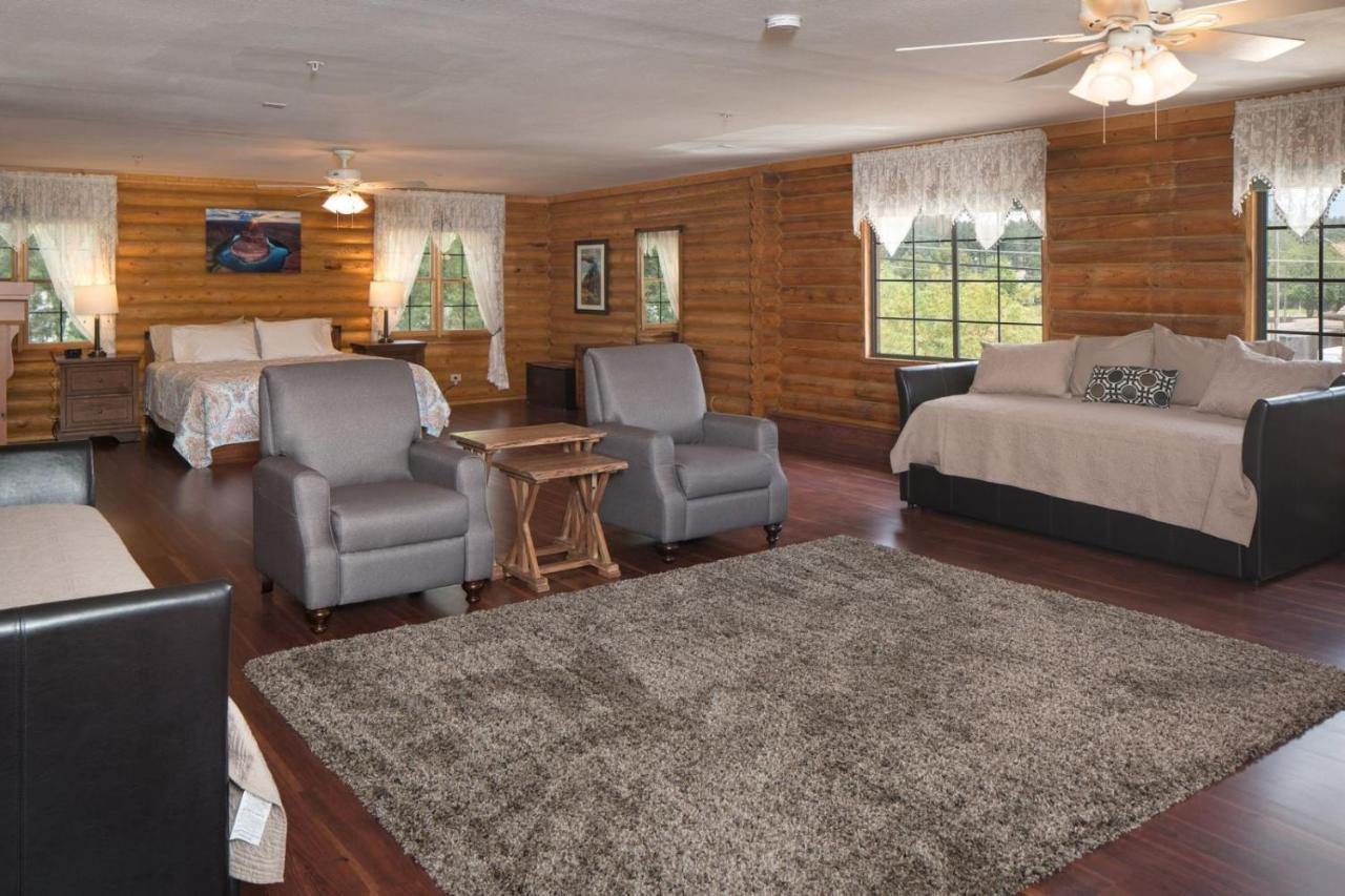Quarter Horse Inn & Lodge Уилямс Екстериор снимка