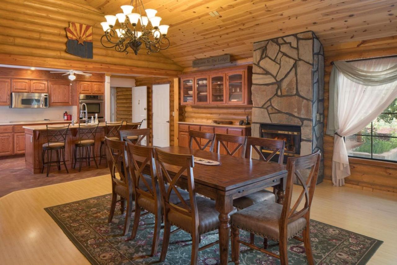 Quarter Horse Inn & Lodge Уилямс Екстериор снимка