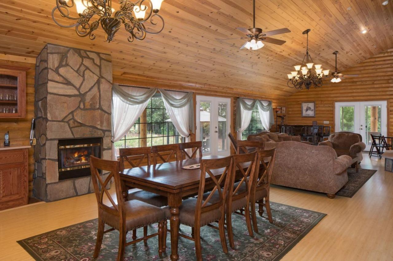 Quarter Horse Inn & Lodge Уилямс Екстериор снимка
